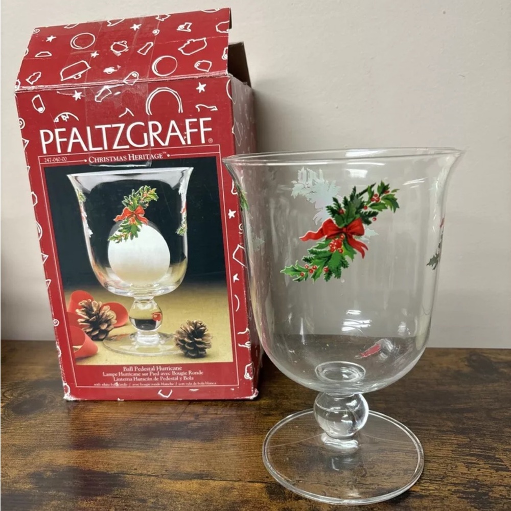 Pfaltzgraff Christmas Heritage Glass Pedestal Hurricane Lamp